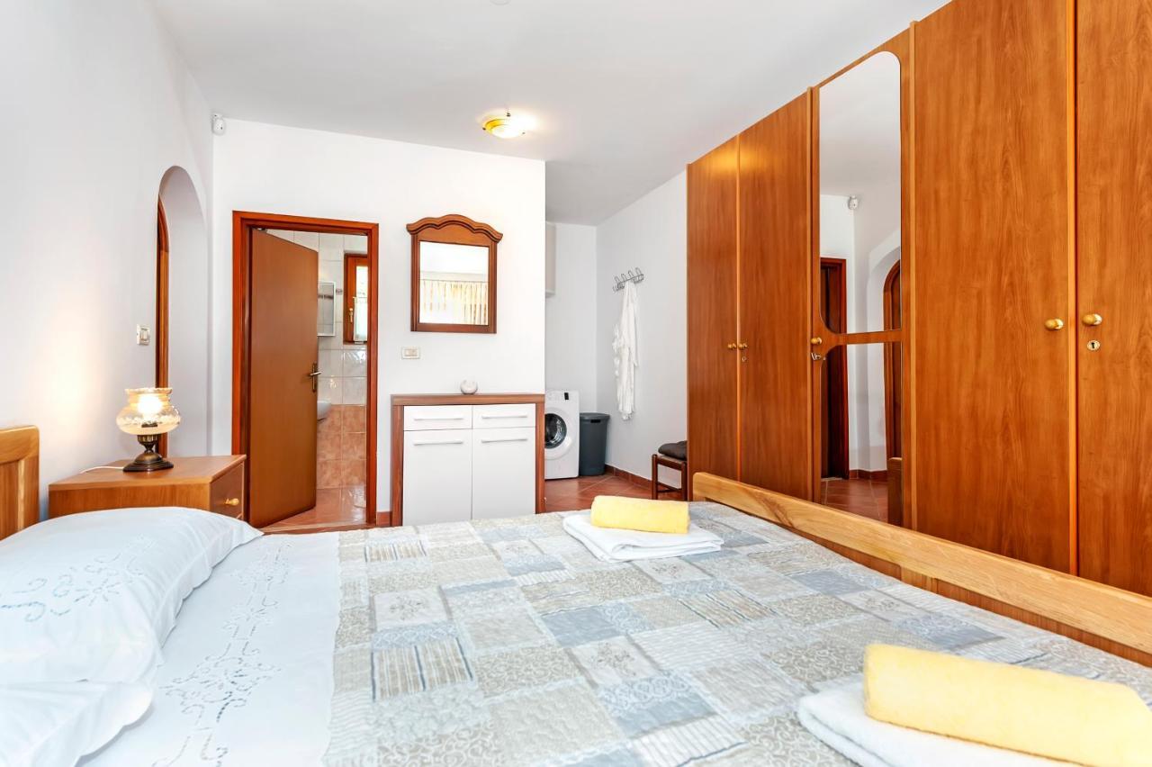 House Ulika Apartment Bale Exterior photo