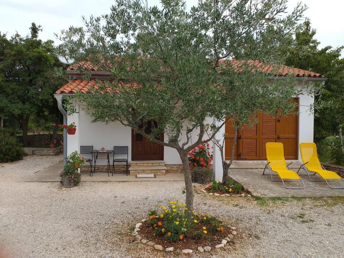 House Ulika Apartment Bale Exterior photo